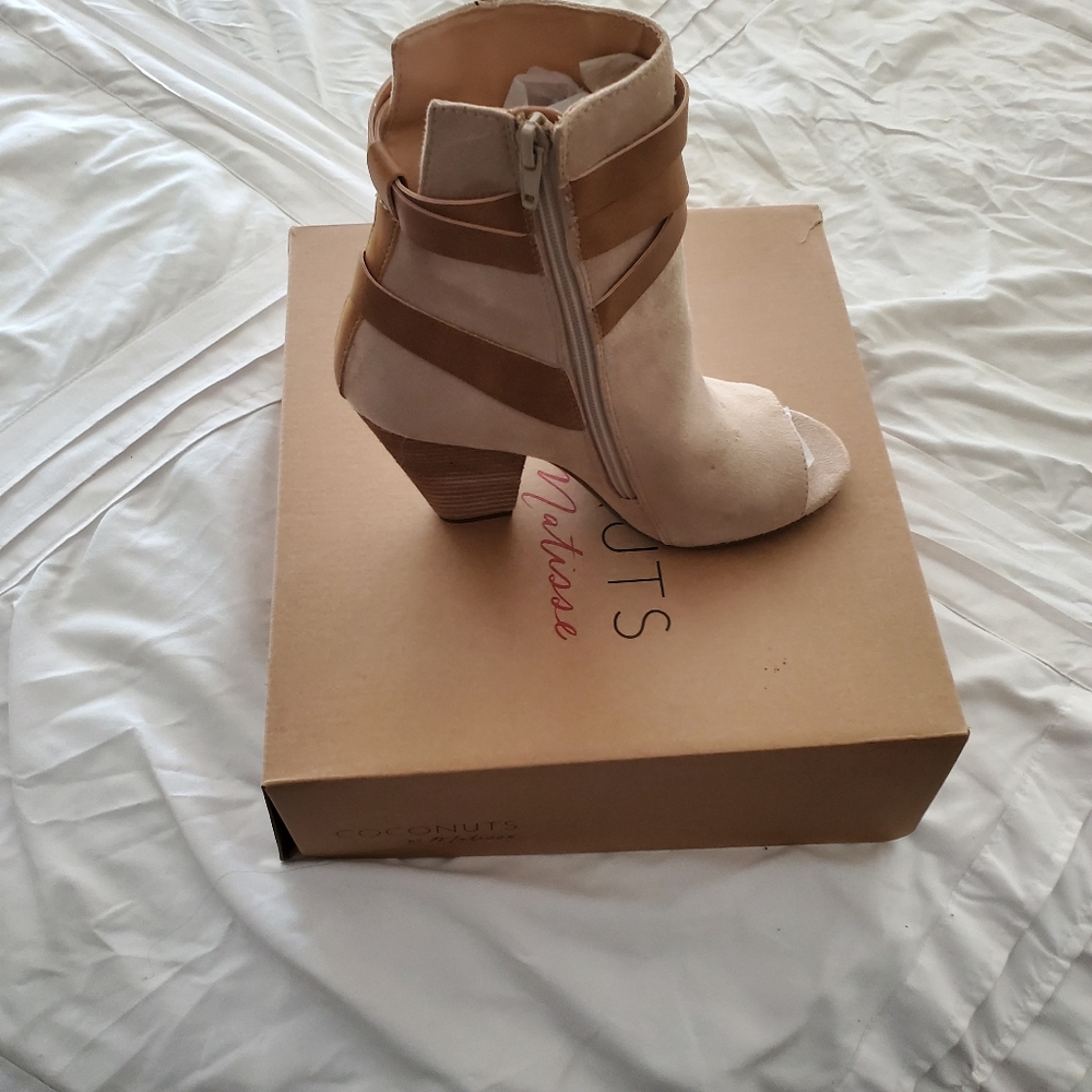 Coconut by Matisse Jade Heeled Bootie